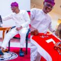 I'm an Arsenal fan: Babajide Sanwo-Olu hosts Arsenal star, Bukayo Saka, receives signed jersey :ikejabird.com