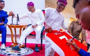 I'm an Arsenal fan: Babajide Sanwo-Olu hosts Arsenal star, Bukayo Saka, receives signed jersey :ikejabird.com
