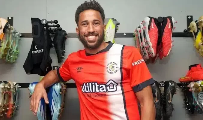 Luton Town signs Andros Townsend