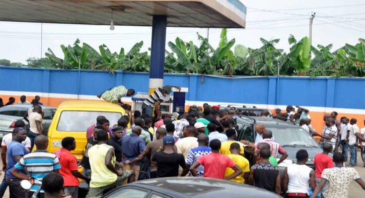 Fuel scarcity looms in Lagos, Abuja, others as filling stations shut down