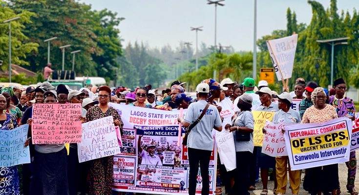 Lagos pensioners protesting over unpaid pension arrears, delayed pension adjustments and other benefits from the state government.